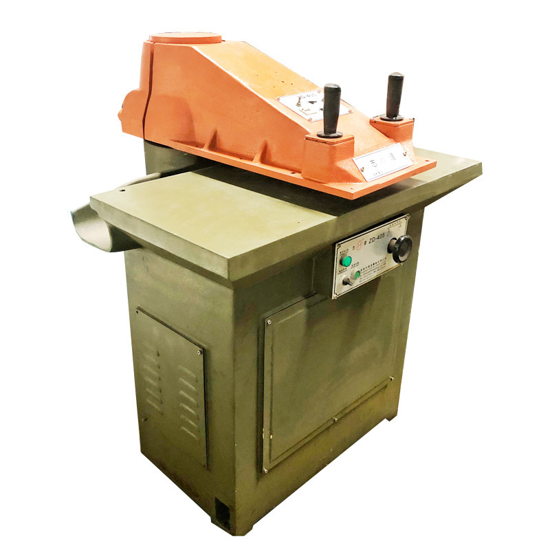 搖(yao)臂式裁斷機